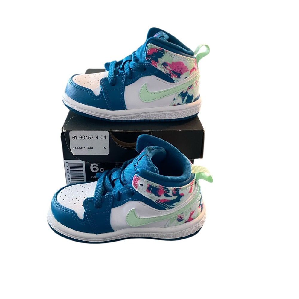 Brand New, never worn Jordan 1 MID (TD) Size 6C